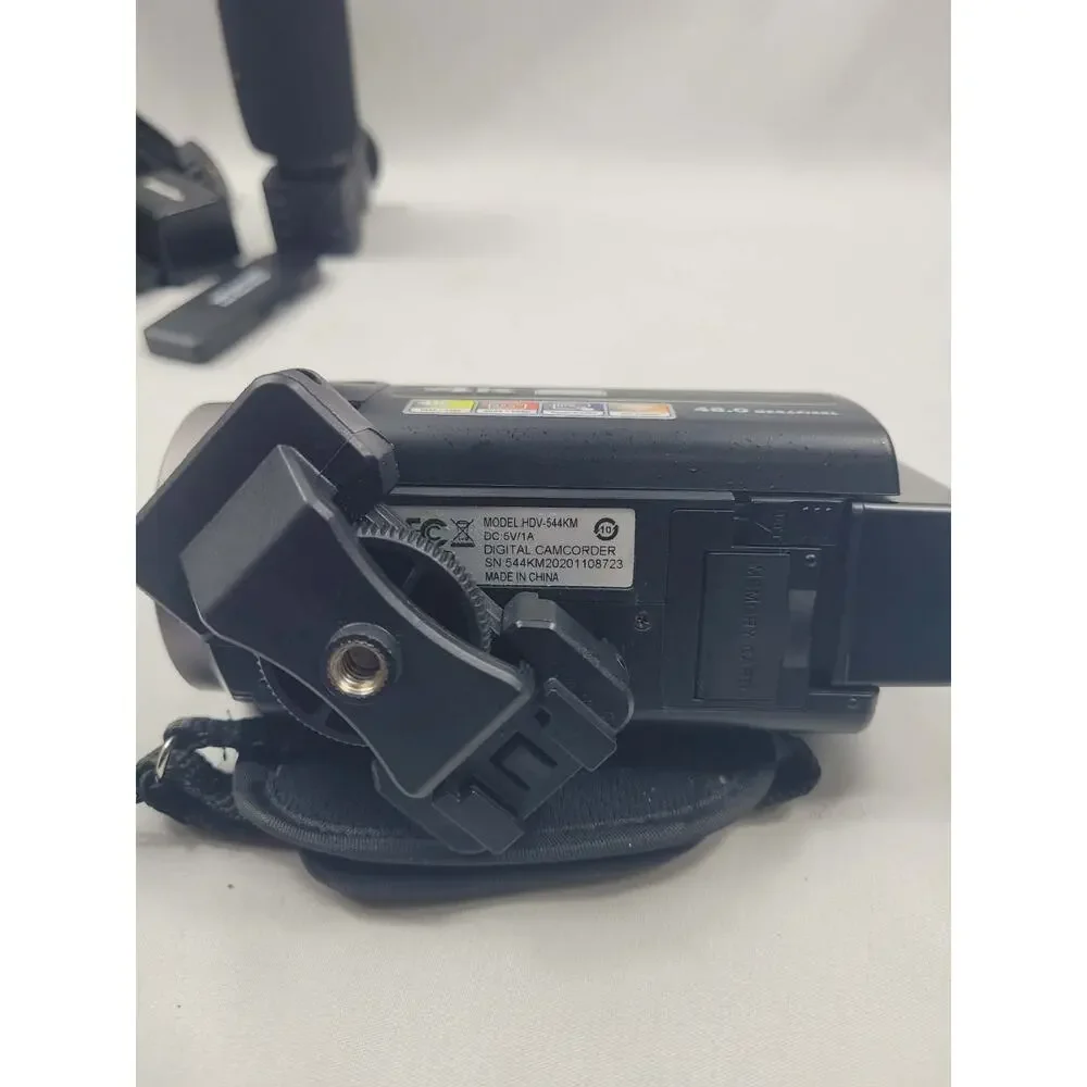 4K HD Digital Video Camera Camcorder WiFi HDV-544KM Kit w/ Mic, Handle, Etc